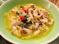 酸菜鱼-新白鹿餐厅(银泰西湖文化广场店)