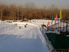 -北京亚布洛尼朝阳公园滑雪场