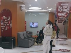 -雅悦齿科(顾村公园店)