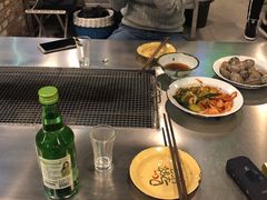 -马路牙子烧烤音乐酒馆(望京店)