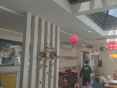 -毛辣果·贵州红酸汤牛肉火锅(西单店)