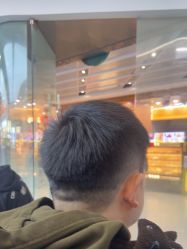 -川和潮人