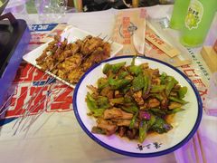 -霄汉牛三鲜湖北砂锅菜(万松园2店)