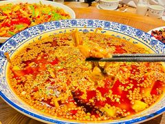 麻辣水煮蛙-江湖黑大兔(杨家坪店)