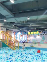 -欢乐陶陶主题乐园(汕尾信利城市广场店)