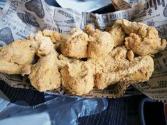 -BHC炸鸡(明洞总店)