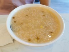 -李与白包子铺(桐梓林店)