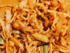 排骨焖面锅-蒙土乡铁锅焖面(东河店)