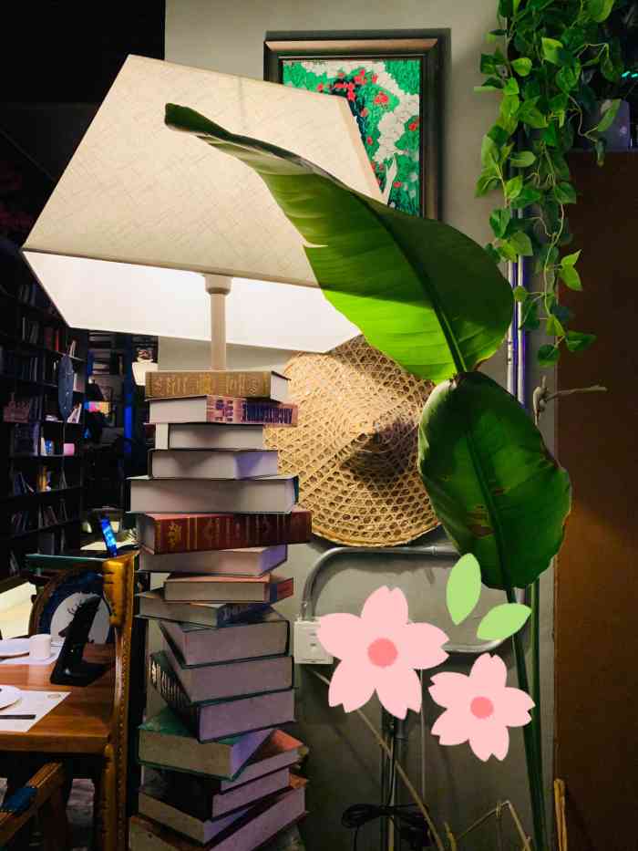 位置在暖山生活广场b2环境很不错到店后门口接待人员比较热情落座后