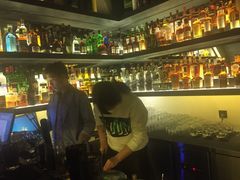 -Ish Whiskey&Cocktail Bar酒吧(合生麒麟新天地店)