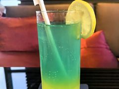 -上海漕河泾万丽酒店