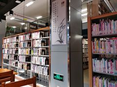 -上海市虹口区图书馆(曲阳分馆)