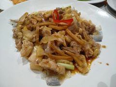 均安头菜鱼头蒸草鸡-香云轩·顺德菜(香云纱园林酒店店)