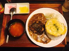 汉堡排咖喱饭-金龙咖喱