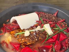 -黄潇洒老火锅(九眼桥宏济巷店)