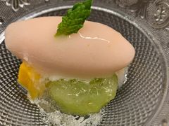 山梨温室蜜桃配蜜桃雪芭-晴空·日本料理(万象城店)