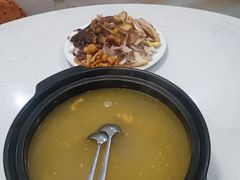 -菌之家·专业纯野生菌火锅·特色炒菌