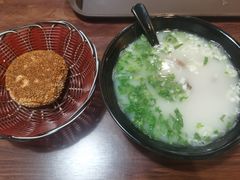-万红路羊汤烧饼店(将台路店)