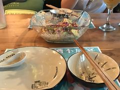 -临界音乐酒馆·小龙虾·江湖菜(华熙LIVE·鱼洞店)