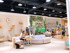 -藏猫猫咖啡主题馆(中央大道店)