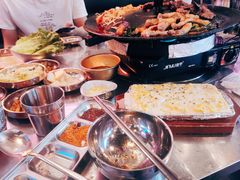 -豚豚家돈돈가韩国锅盖烤肉(新北万达店)