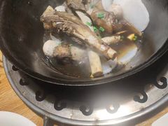 -茸梅路右拐龙虾-农家菜(松江店)