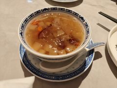 银耳雪梨-陶兰居·香港饭店·海鲜大排档(圆融时代广场店)