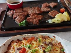 匈牙利风情牛肉焗饭-必胜客(瑞虹店)