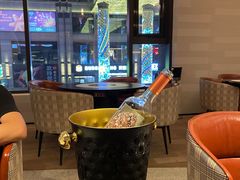 -斯普汇生蚝牛排馆(中骏世界城店)