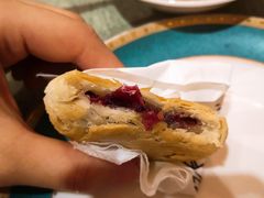 云南现烤鲜花饼-香巴拉云南餐厅(华莱坞店)