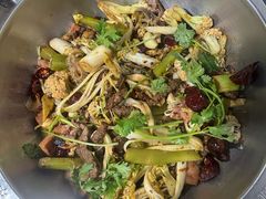 -龙顺园麻辣香锅(机场店)