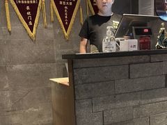 -关东小磨东北菜(碧江广场店)