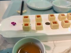 -洪湖水·新楚菜(人民大学店)