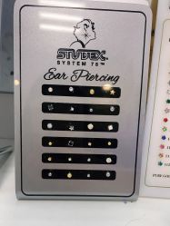 -AI艾耳·专业手工耳洞·穿孔美学馆