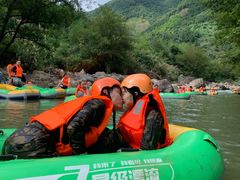 -雅鲁激流探险漂流