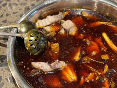 -肖肖酸萝卜鱼火锅(总店)