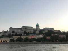 -多瑙河畔鞋履雕塑