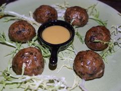 -SISTERS BAR RESTAURANT川意酒馆(嘉善老市H楼店)