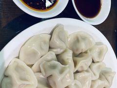 -三湘四水湖南特色餐厅(颐景公寓店)