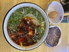 -德元兰州纯汤牛肉面