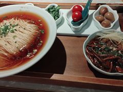 -松鹤面馆·古法焖肉面(观前店)