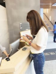 -艾米莉 烫染沙龙