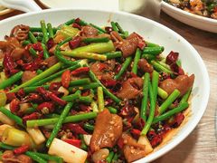 火爆肥肠-呱呱兔庄