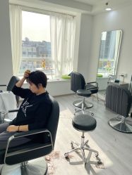 -LILI·HAIR SALON理理造型