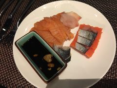 -唐拉雅秀酒店-西锦汇空中BBQ·思创餐厅