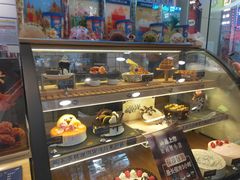 面包甜点陈列柜-DQ·蛋糕·冰淇淋(酷加天虹店)