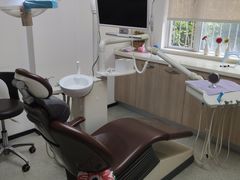 -耀光牙科(南园店)