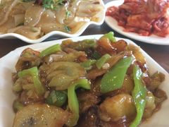 -东北四季饺子王(华山路店)