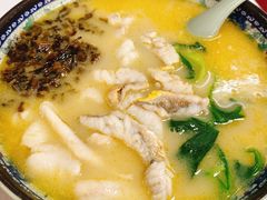 招牌黄鱼面-明呈黄鱼面馆(斜土路店)