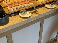 -大中华希尔顿酒店-念自助餐·嗨啤·小龙虾